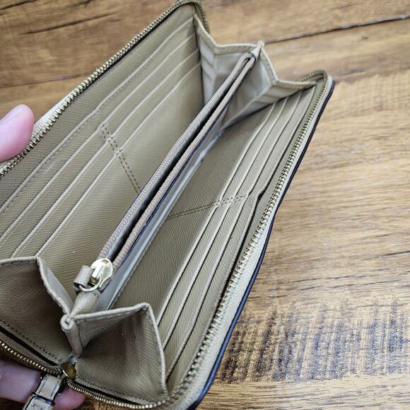 COACH tan wristlet wallet card holder change purse - Picture 3 of 7